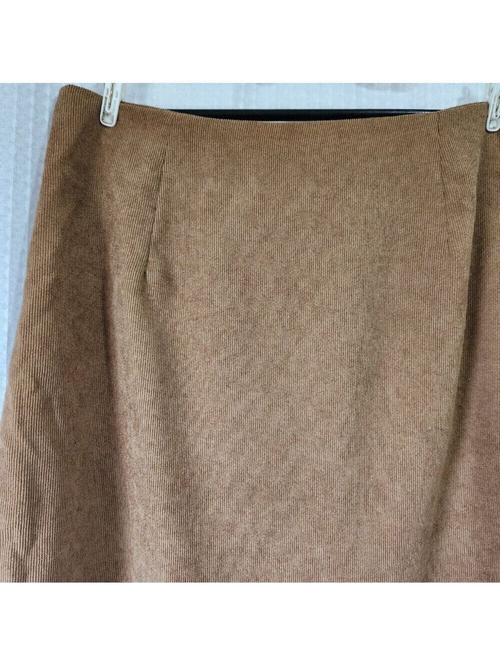 Mini Skirt Womens Size Large Brown Corduroy Full Zipper in Back Shein - Picture 2 of 7